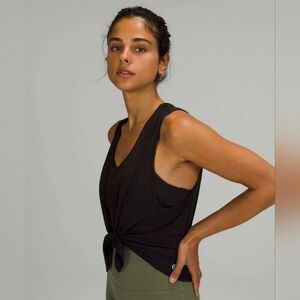 Lululemon Flow Y 2-in-1 Yoga Tank Top Bra *Light Support, Size 12 Black